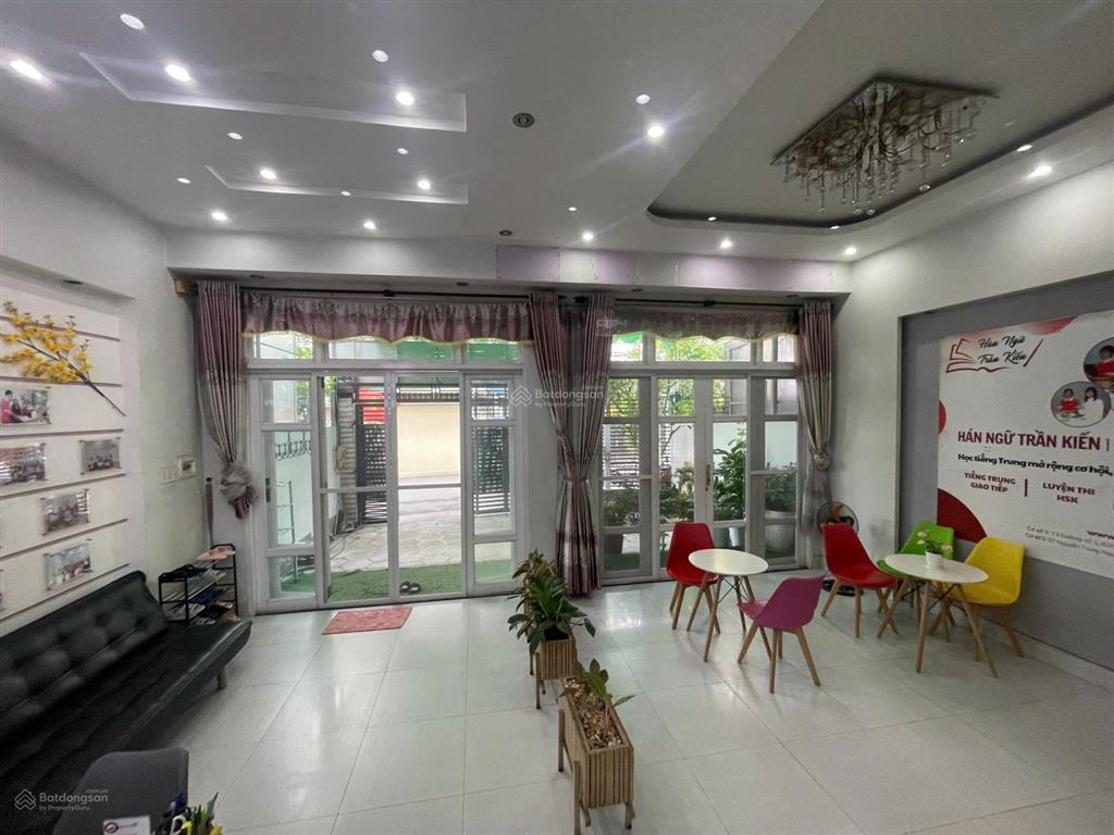 Cho thuê nhà mặt tiền đường lớn oto tránh nhau, ngang 7.6m. thông ra nguyễn thị định, lê văn thịnh.