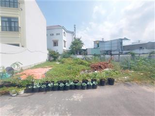 Đất hiếm khu phân lô đẹp cách nguyễn thị định chỉ 30m. đường xe oto tới đất.sổ hồng công chứng ngay