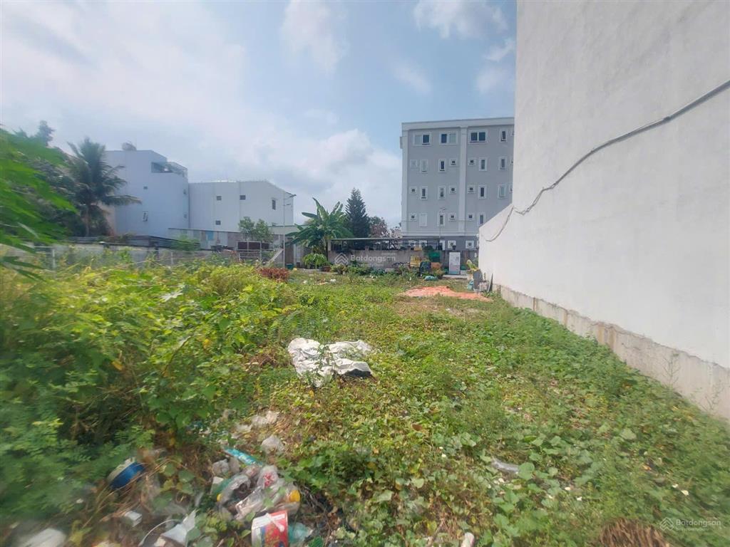 Đất hiếm khu phân lô đẹp cách nguyễn thị định chỉ 30m. đường xe oto tới đất.sổ hồng công chứng ngay