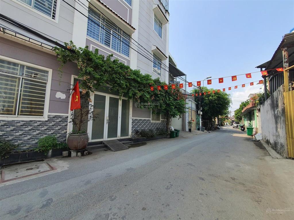 Nhà 4 tầng mặt tiền kinh doanh, đường số rộng rãi 2 xe oto tránh nhau. 4pn 3wc công năng tối ưu