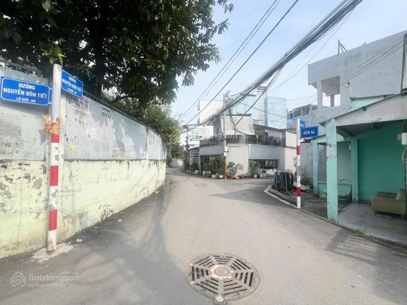 Đất đẹp 104m2 hẻm xe hơi thông quận 2. gần bệnh viện lê văn thịnh. bước chân ra nguyễn thị định