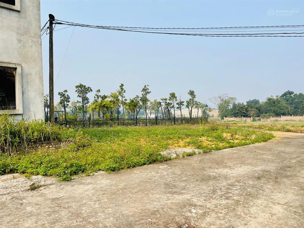 Bán đất tại ngay trung tâm thương mại và kcn phú sơn  nhuận trạch 575m2