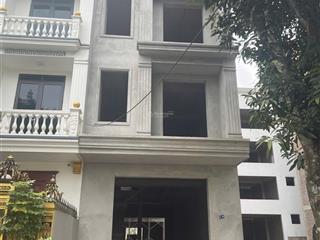 Bán căn liền kề 100m2 khu đô thị thiên mã, hướng bắc, đã có nhà, giá 5,x tỷ