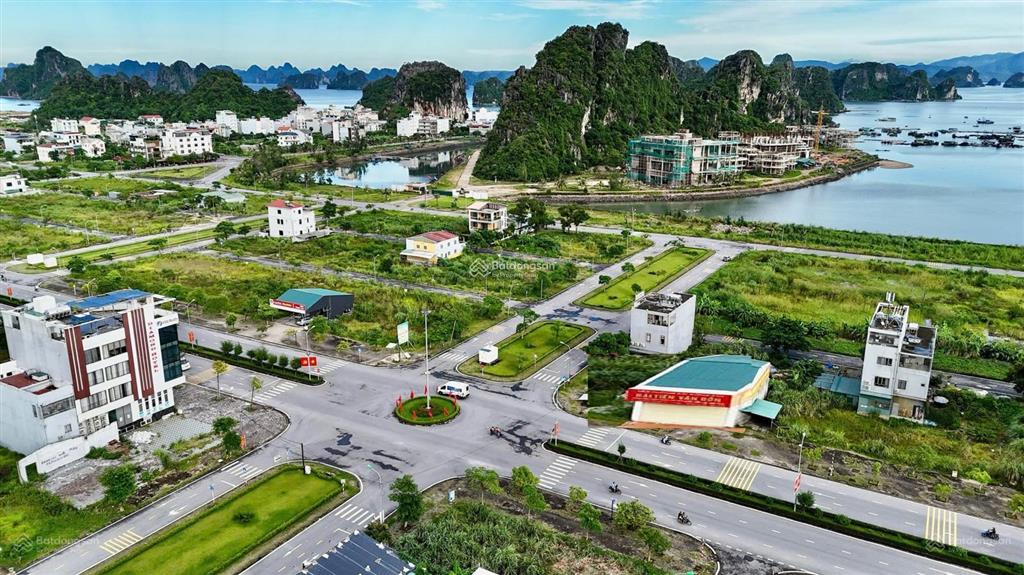 Bán đất liền kề kđt thống nhất, gần công viên, trường học, biển, 60m2, đông bắc, giá 34 triệu/m2