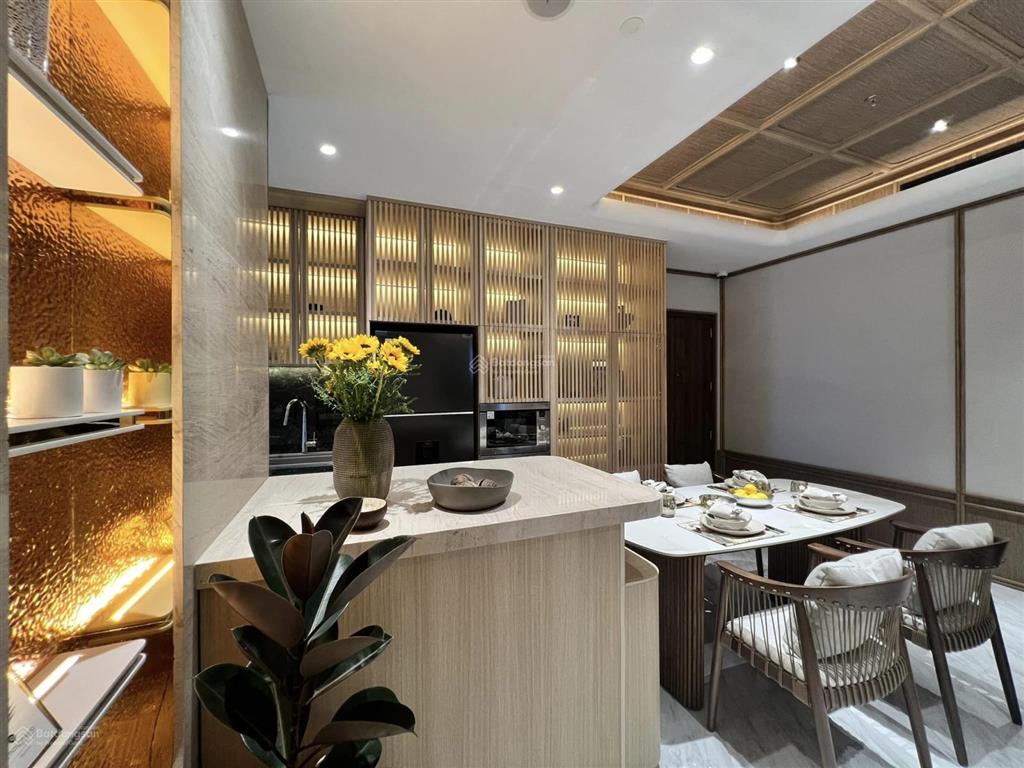 Căn view hồ bơi siêu đẹp 73m2 cao cấp essensia sky, nguyễn hữu thọ, 2pn  2wc.  0938 985 ***