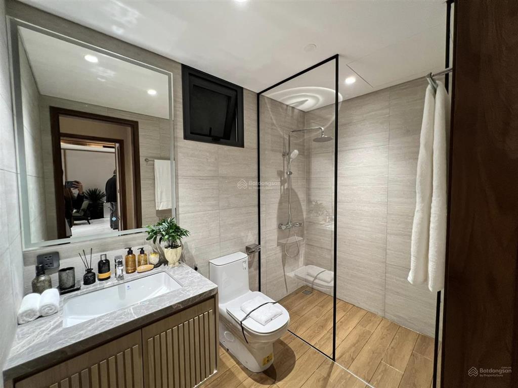 Căn view hồ bơi siêu đẹp 73m2 cao cấp essensia sky, nguyễn hữu thọ, 2pn  2wc.  0938 985 ***