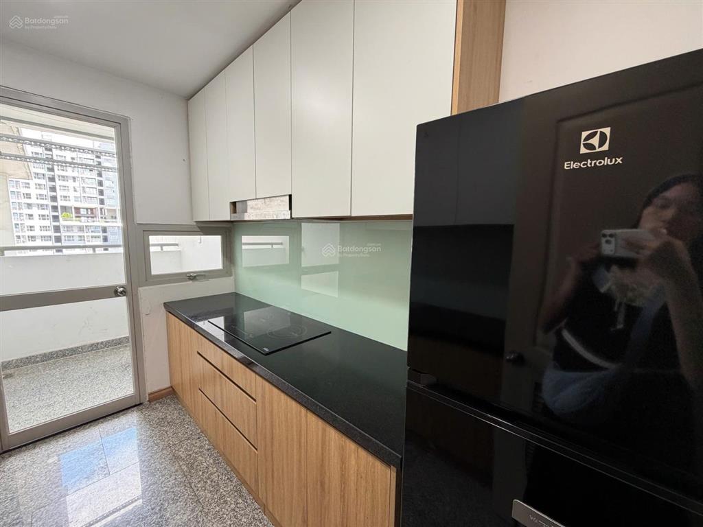 Chính chủ cho thuê 122m² 3pn 2wc dragon hill, nhà mới, giá 13tr.  0938 985 ***