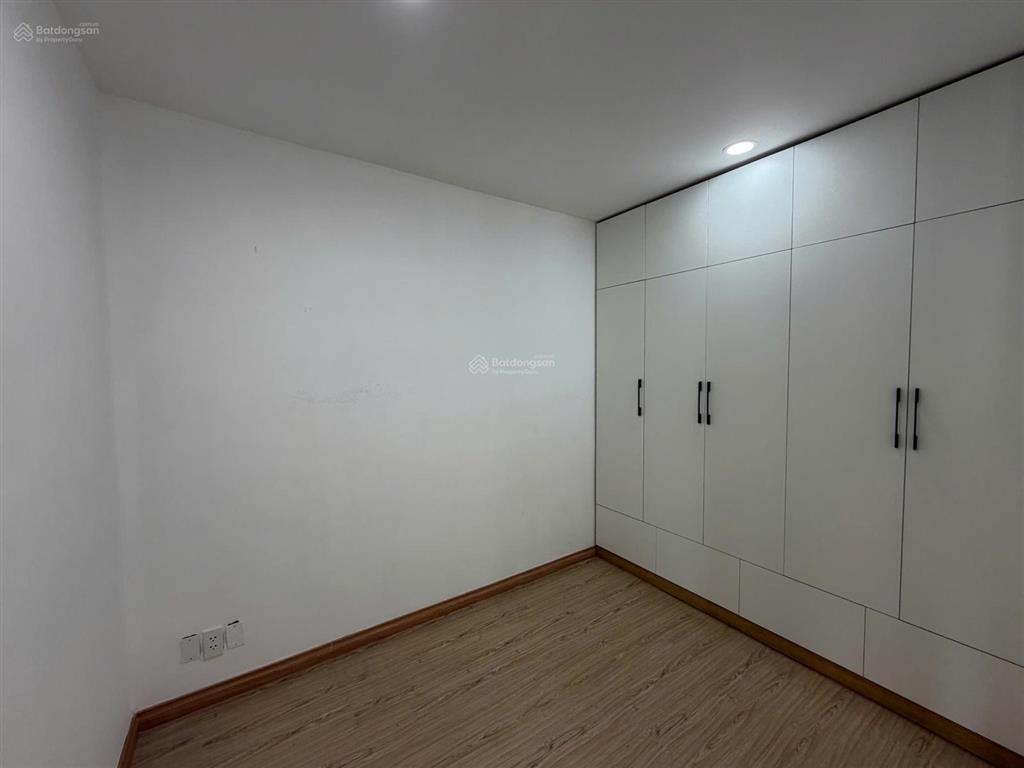 Chính chủ cho thuê 122m² 3pn 2wc dragon hill, nhà mới, giá 13tr.  0938 985 ***
