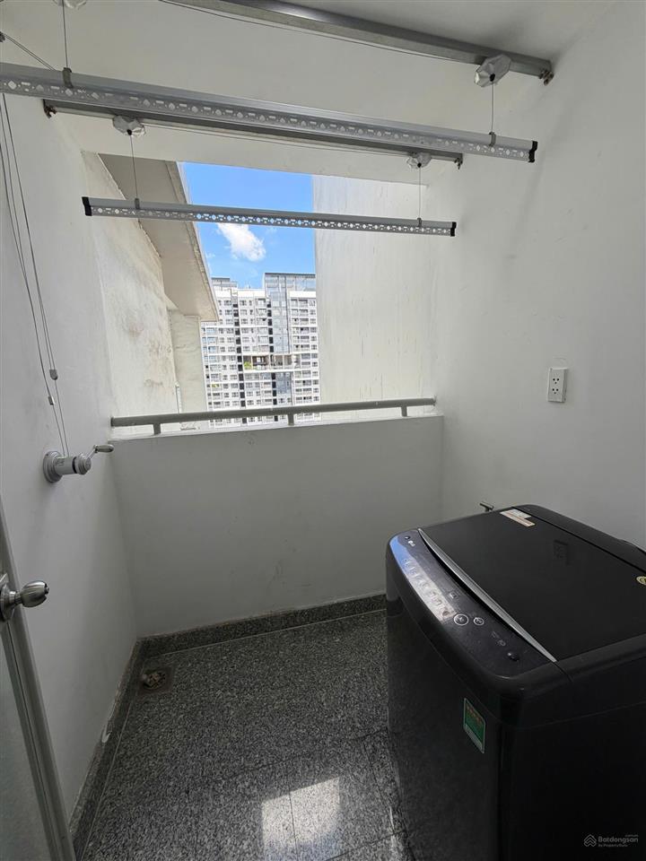 Chính chủ cho thuê 122m² 3pn 2wc dragon hill, nhà mới, giá 13tr.  0938 985 ***