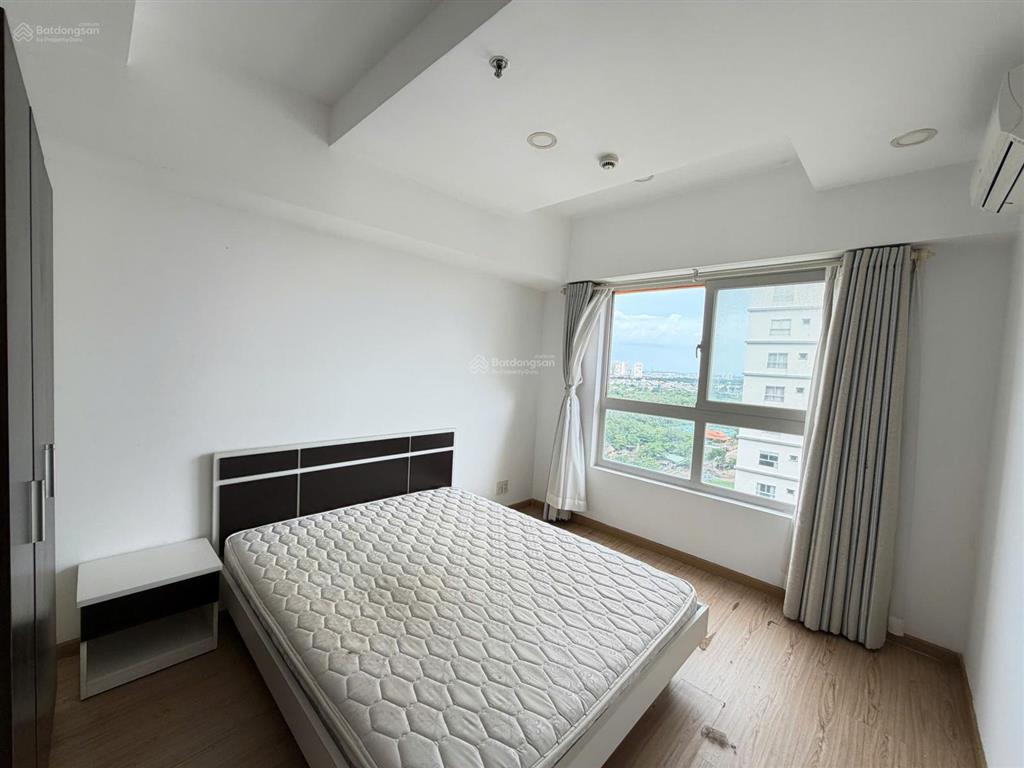 Cho thuê 3pn 2wc 122m² giá 14 triệu ở ngay dragon hill.  0938 985 ***