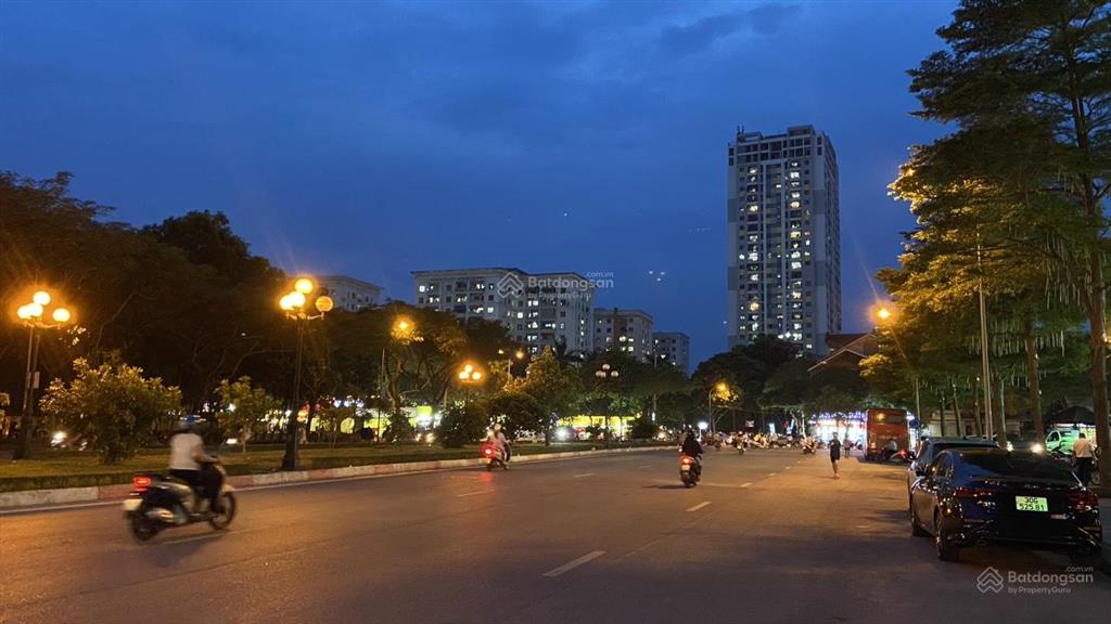 Chính chủ bán căn góc tầng đẹp, chung cư ct2b khu đô thị mới văn quán, sổ đỏ 68m2 sang tên