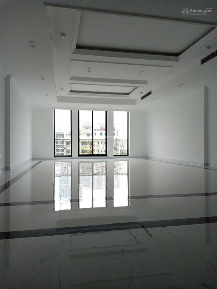 Cho thuê bt 200m2 x 4 tầng 1 hầm tại imperia garden tại nguyễn huy tưởng, hà nội