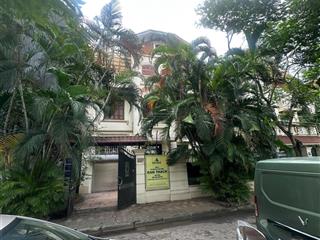 Cho thuê biệt thự đẹp 200m2 riêng biệt khu nam trung yên, cầu giấy, hà nội.