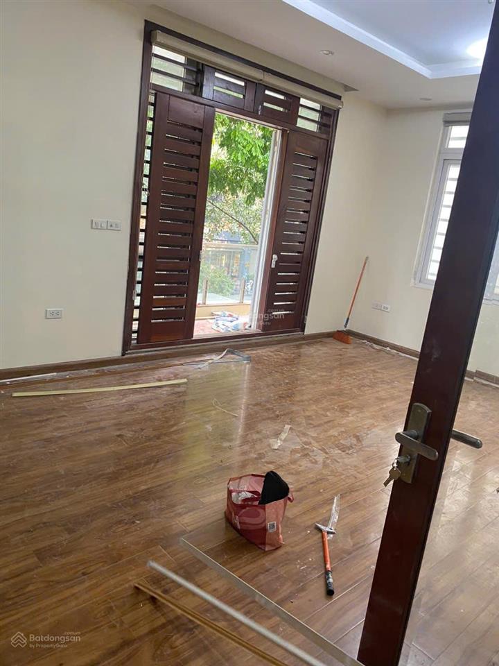 Cho thuê biệt thự nhà vườn mặt phố mễ trì, nam từ liêm, hà nội