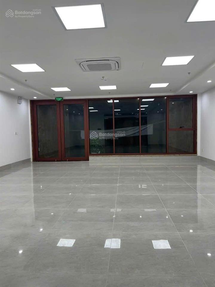 Cho thuê nhà phố căn góc phố tôn thất thuyết, cầu giấy, hà nội
