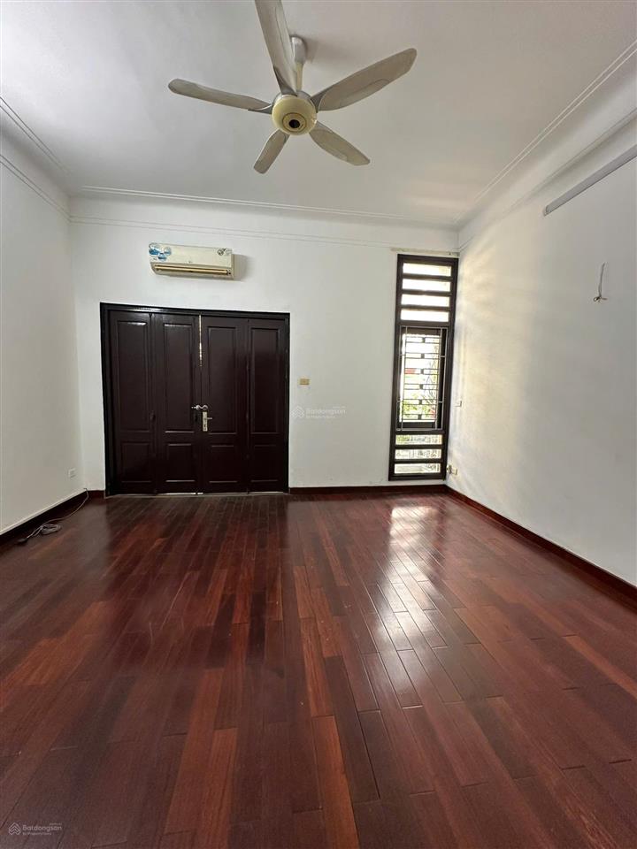 Cho thuê nhà riêng đường trung yên 11, phường yên hòa, hà nội