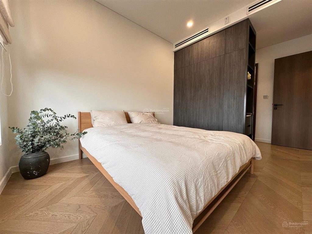Cho thuê căn hộ 2pn view sông lumiere riverside giá 38tr/tháng, sẵn trống xem nhà.  0902 896 ***