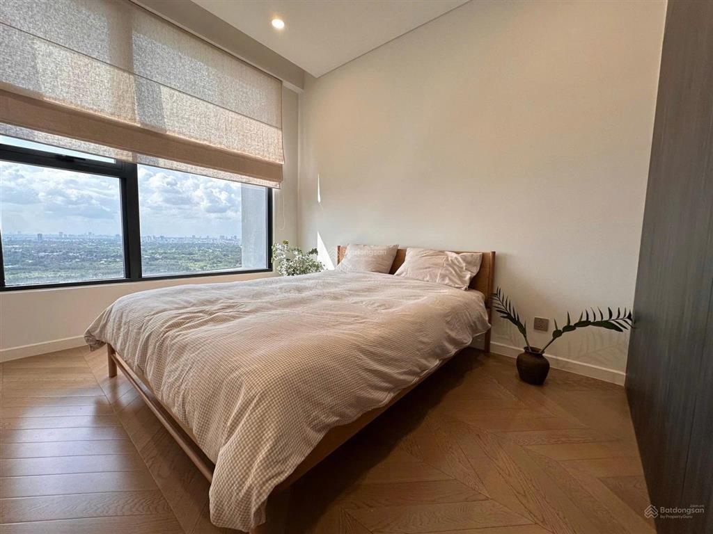 Cho thuê căn hộ 2pn view sông lumiere riverside giá 38tr/tháng, sẵn trống xem nhà.  0902 896 ***