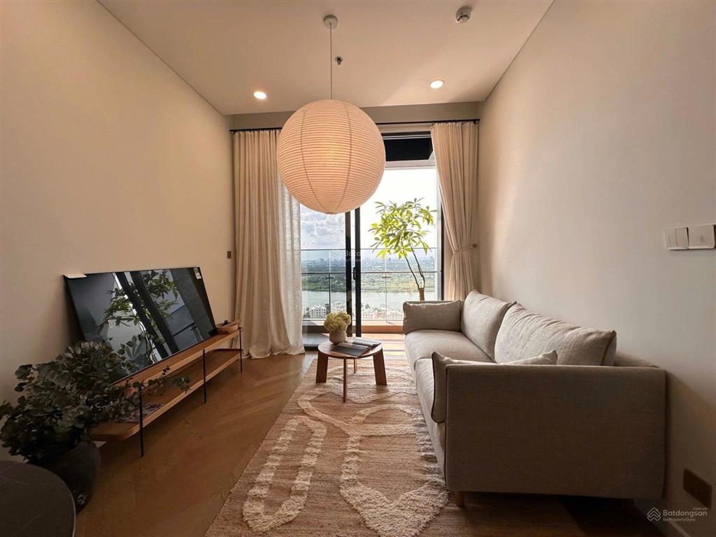 Cho thuê căn hộ 2pn view sông lumiere riverside giá 38tr/tháng, sẵn trống xem nhà.  0902 896 ***