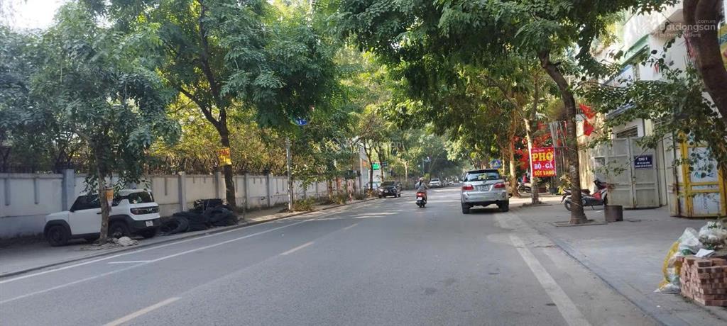 Cc cho thuê nhà văn phú, đường rộng 24m, 4 tầng x 90m2, 25 triệu/th