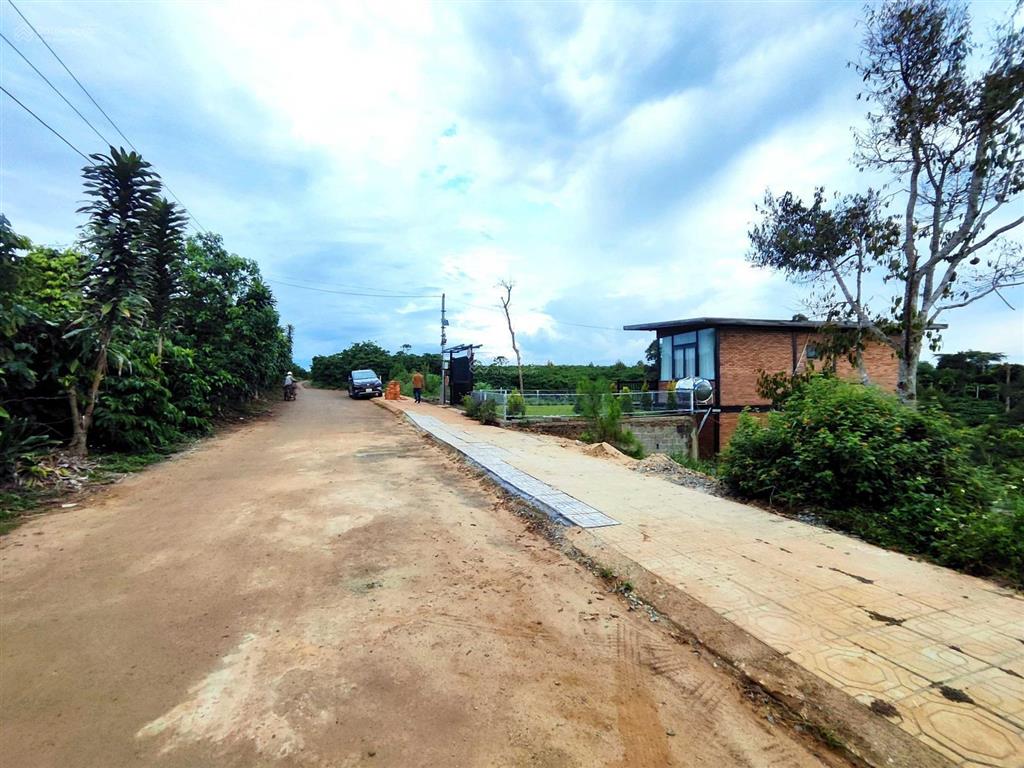 Đất thổ cư 1tỷ150 cho 415,1m2 có thổ ngang 10m  có view thoáng chính chủ bán ib 0931 861 *** em