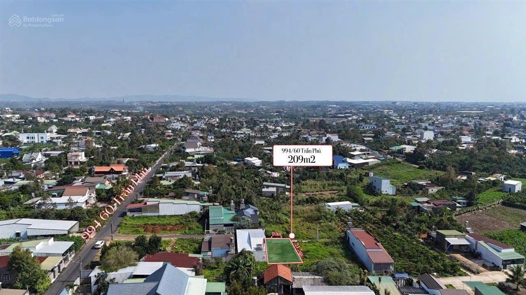 Chủ cần bán 209m2 thổ cư tại p3 bảo lộc  cách chợ tân bùi 3 phút, ngang 10m  giá 2,14 tỷ bao sổ