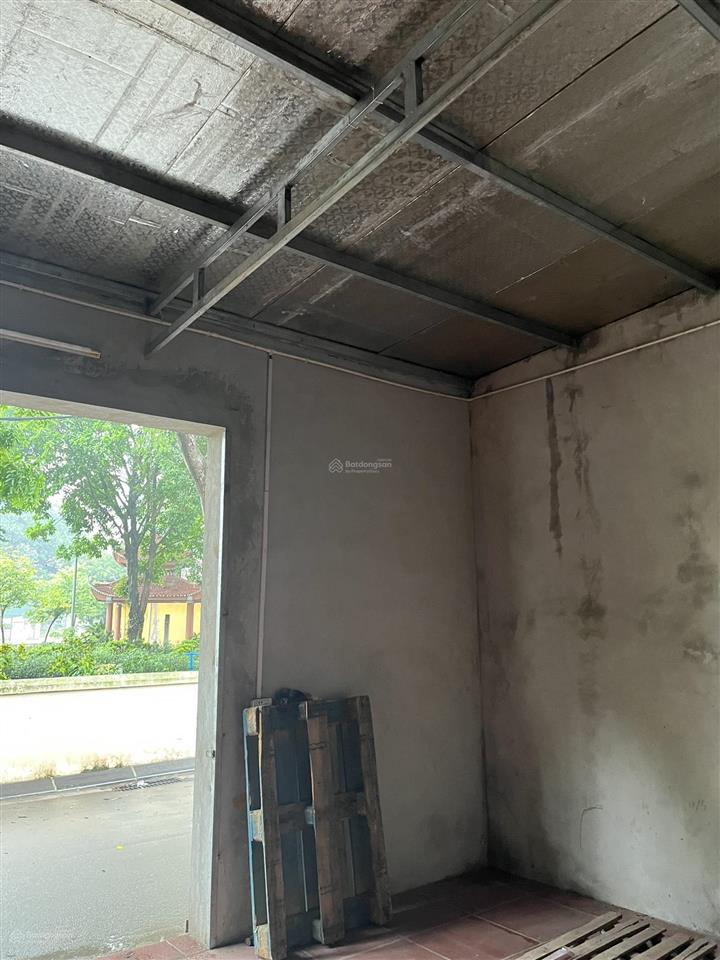 Đất thoáng vĩnh viễn đối diện nhà văn hoá du nội