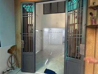 nhà quận 10 đang có thu nhập hàng tháng cần bán