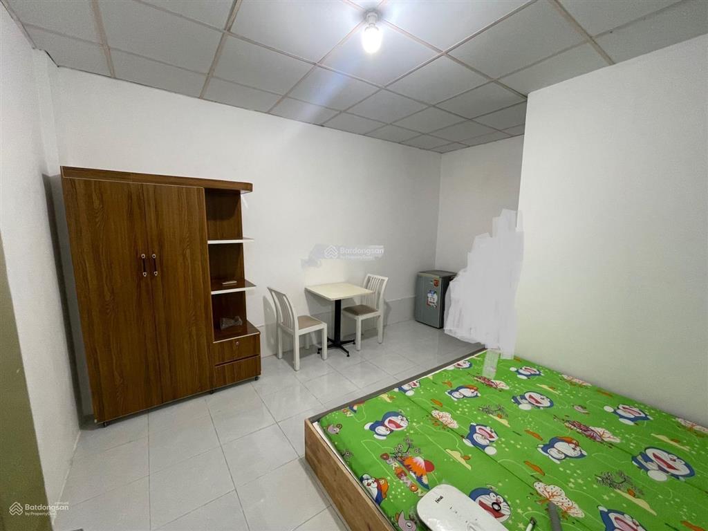 Phòng nguyễn sơn hà gần cao thắng, bệnh viện từ dũ và võ văn tần, quận 3. giá 3,8 tr/th
