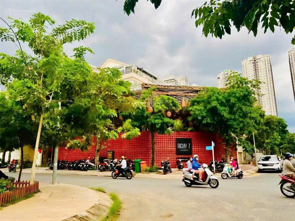 Cho thuê 2mt 116 nguyễn văn thủ vs trần doãn khanh, p. đa kao, q1