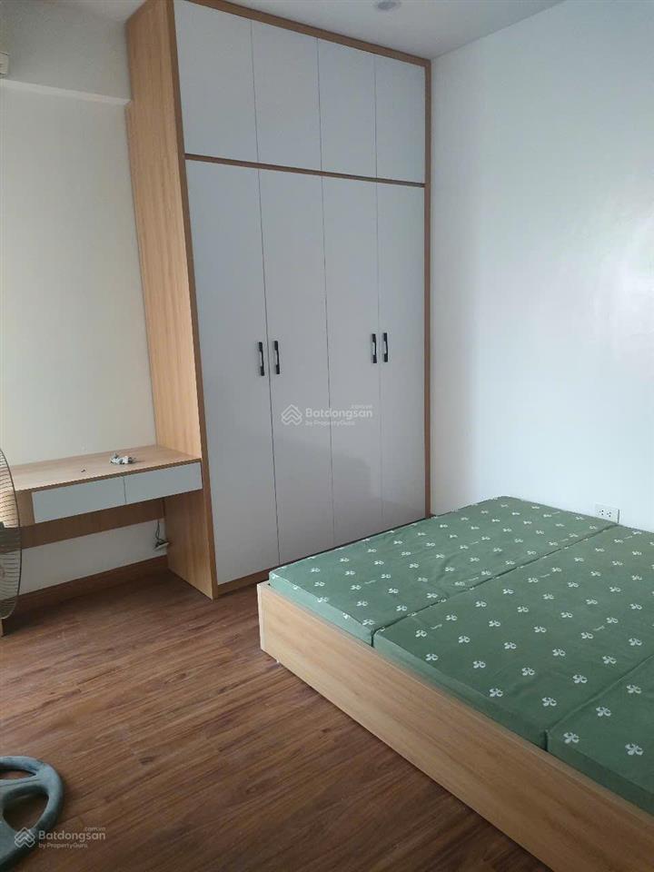 Chính chủ bán căn hộ lô góc kđt sài đồng, long biên, hn s. 67m2 2 ngủ giá 4.3ty
