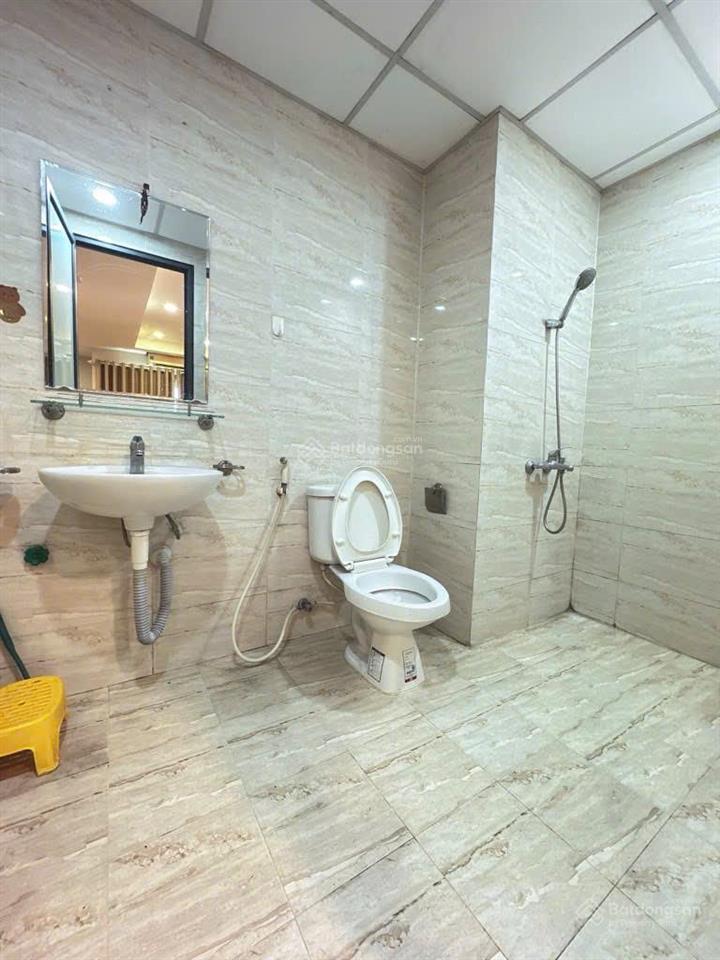 Bán chung cư rice city sông hồng  gia quất  long biên 68 m2  2 ngủ  2 vs, giá 4,6 tỷ
