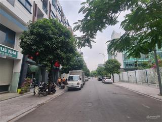 Bán galaxy 97,5m2 vị trí siêu đẹp hoàn thiện full nội thất kinh doanh tốt giá 3x tỷ.  0963 689 ***