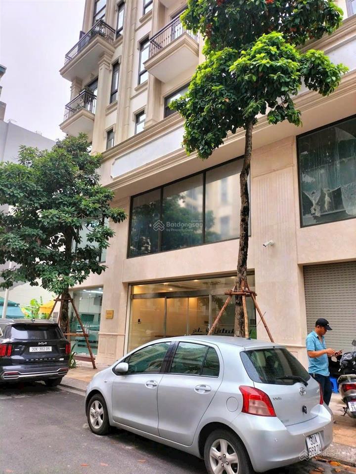 Bán gấp căn him lam vạn phúc 89m2 giá nhỉnh 29 tỷ đẹp mặt đường to 22m kinh doanh.  0963 689 ***