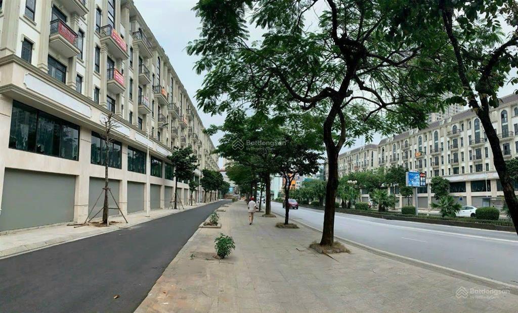Cần bán gấp căn him lam vạn phúc 91m2 vị trí đẹp không lỗi lầm nhỉnh 27 tỷ.  0963 689 ***