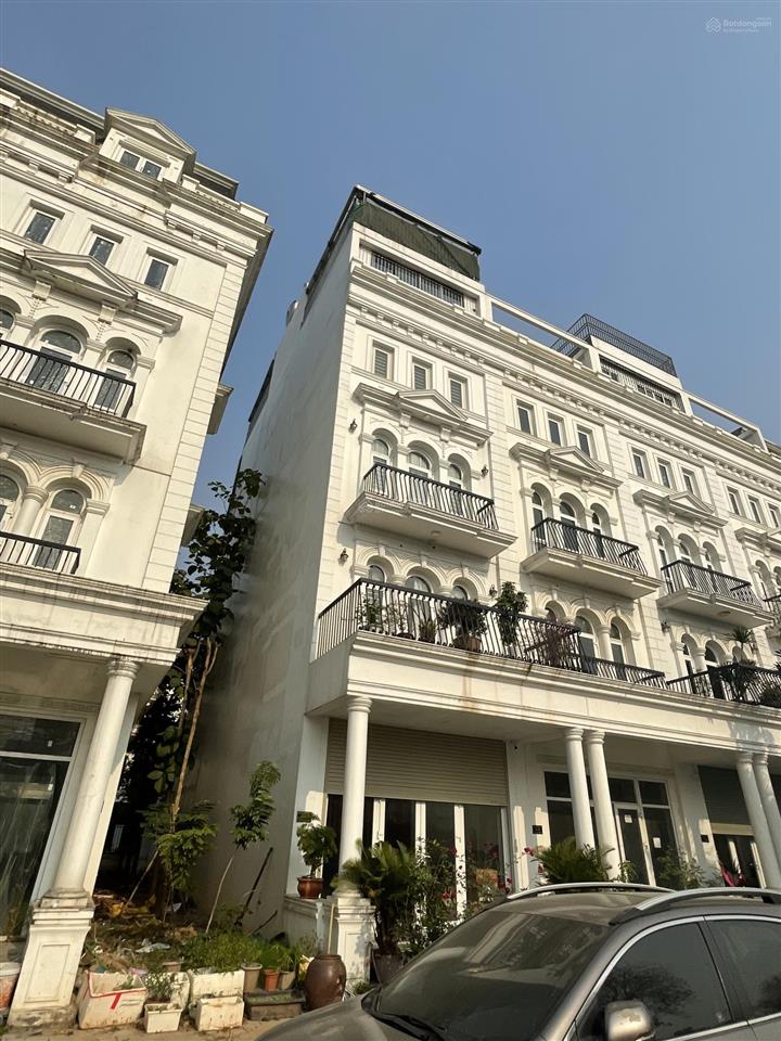 Bán liền kề louis từ 90m2 có sổ vị trí phù hợp kinh doanh, văn phòng giá cực tốt.  0963 689 ***