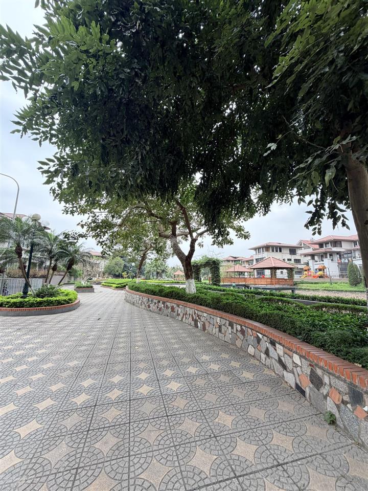 Bán liền kề an hưng hoàn thiện giá tốt, 82,5m² ngay hồ giá 19,5 tỷ.  0963 689 ***
