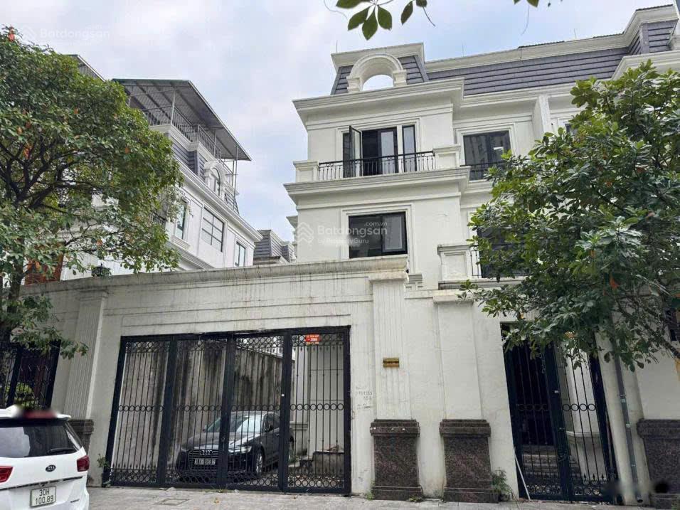 Bán biệt thự view thoáng tại roman plaza nhỉnh 40 tỷ, 200m2 giá hấp dẫn nhà thô.  0963 689 ***