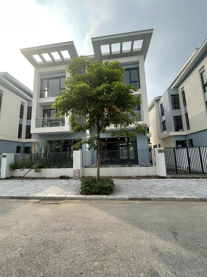 Cắt lỗ biệt thự an quý 201m2, giá chỉ 37tỷ đông nam.  0963 689 ***