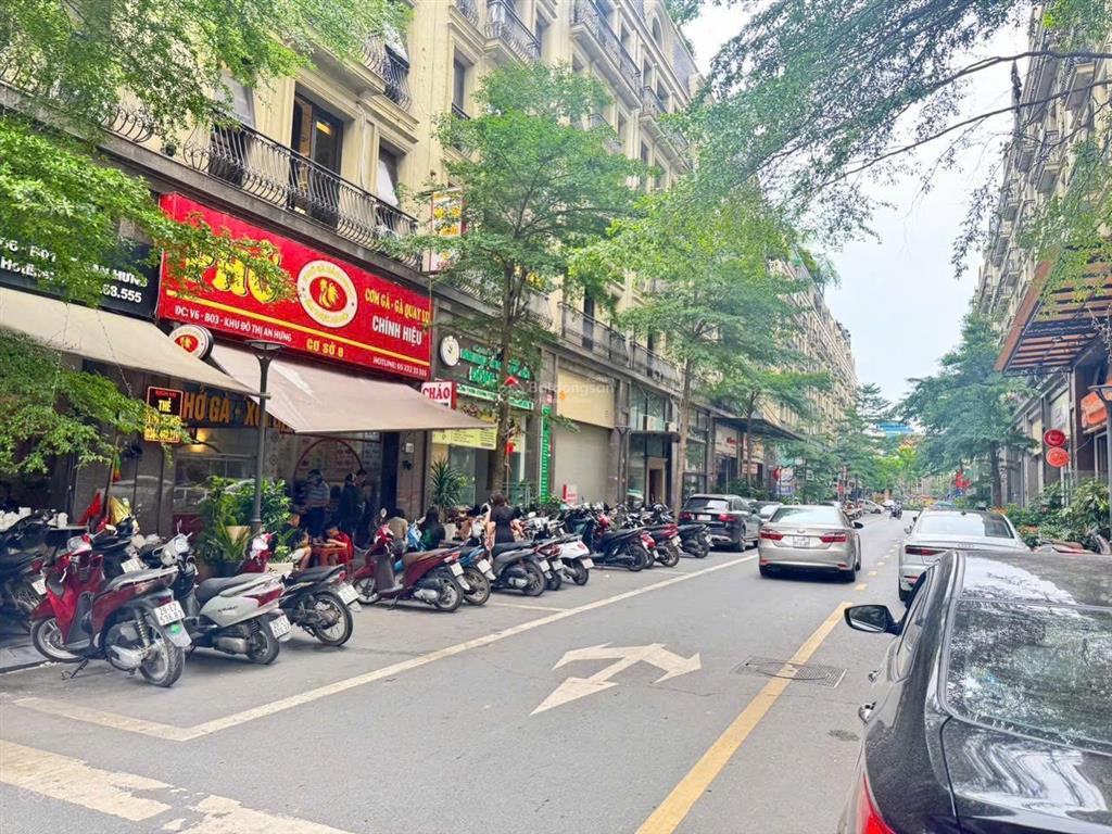 Bán gấp căn liền kề an hưng giá 23 tỷ, đường 14m vị trí kinh doanh rất tốt.  e 0963 689 ***