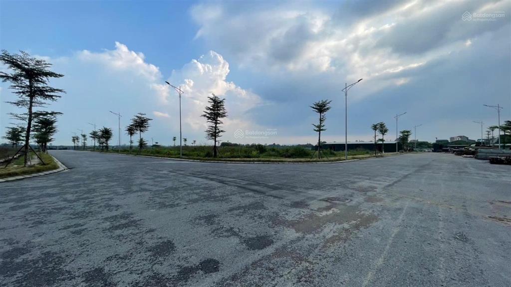 Cần bán 1.062m2 đất ccn hồng dương, thanh oai, hà nội sổ đỏ riêng, giá chỉ 9. x triệu/m2