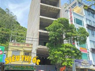 Bán khách sạn xây thô 7 tầng mặt đường tùng dinh  cát bà