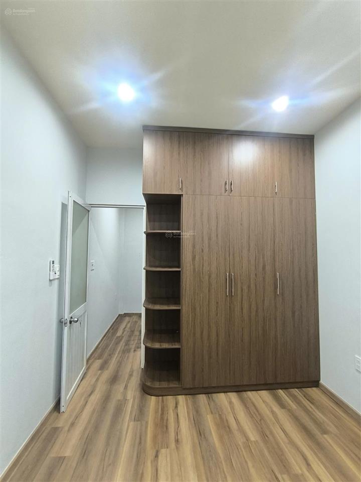 Chính chủ cho thuê nhà nguyên căn 1 trệt 1 lầu, đầy đủ nội thất cơ bản, giá 9 triệu