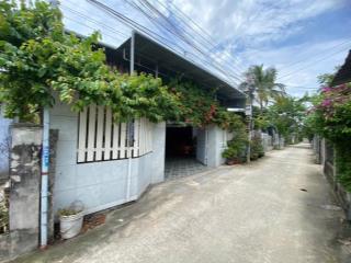 Giá tốt trong khu  nhà + đất thổ cư cam lâm