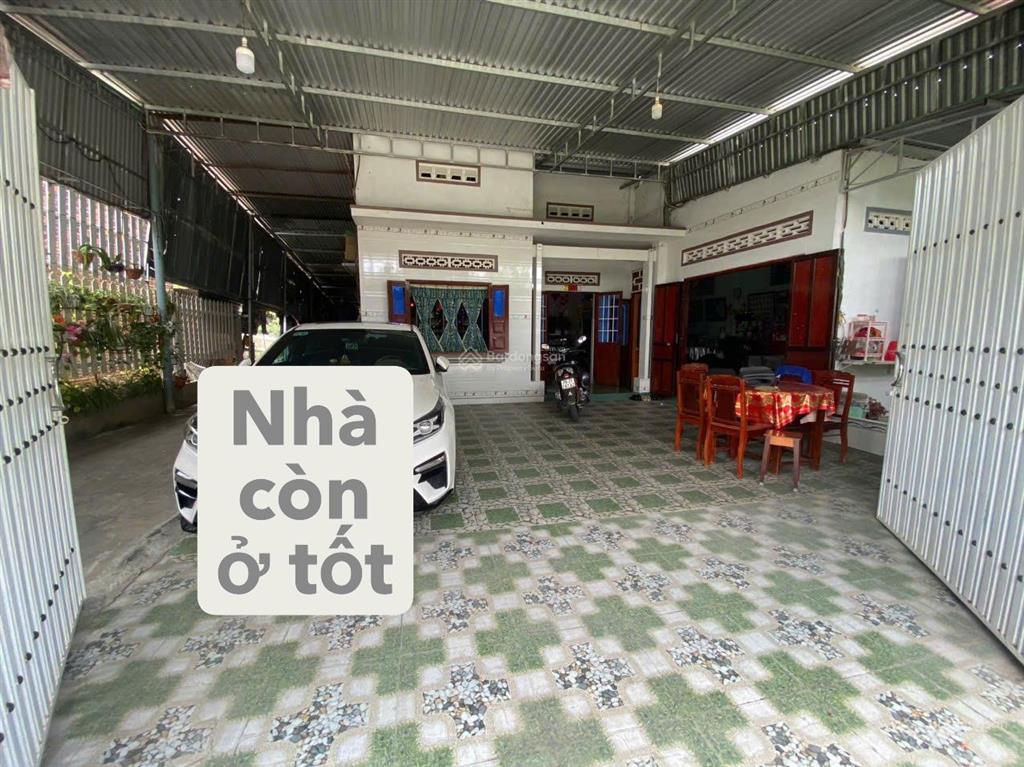 Giá tốt trong khu  nhà + đất thổ cư cam lâm