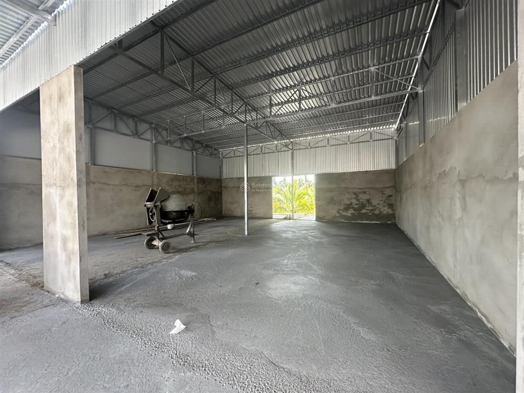 Cho thuê nhà kho mặt tiền đoàn thị nghiệp, thuý 0915 423 ***