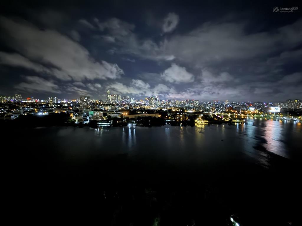 Bán luxury penthouse 245m2 tại cc4s riverside garden