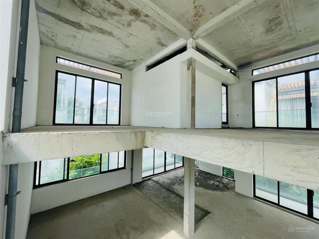 Bán biệt thự đơn lập lucasta khang điền, ngang 14m, sổ hồng, tuấn anh 0971 707 ***