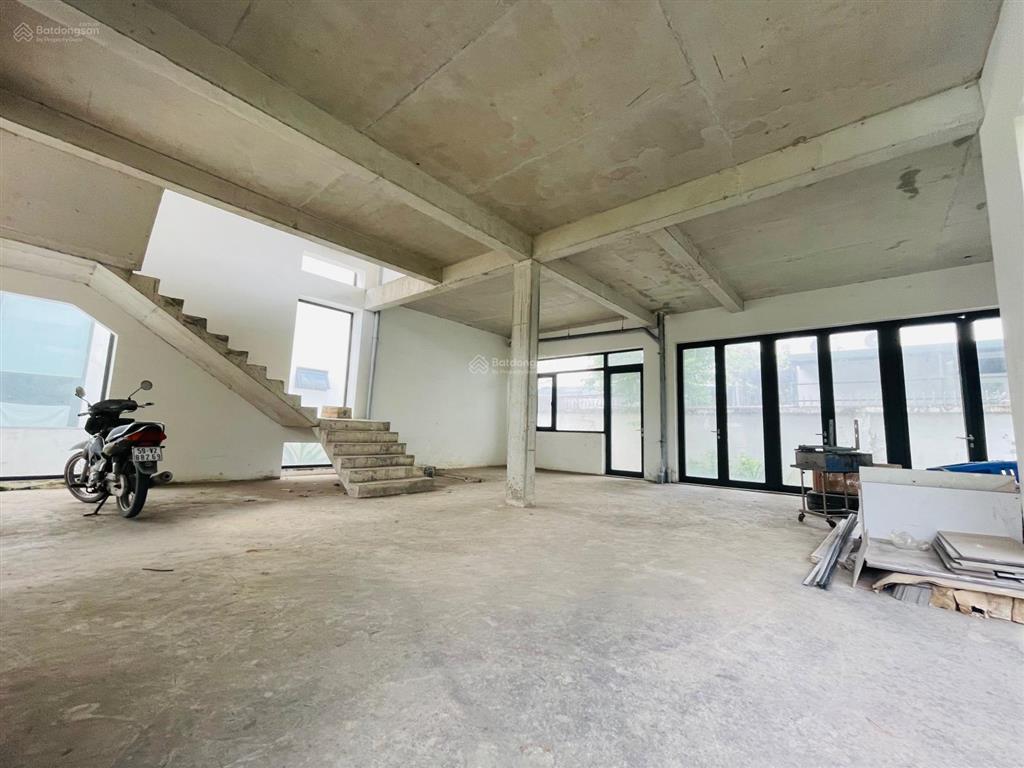 Bán biệt thự đơn lập lucasta khang điền, ngang 14m, sổ hồng, tuấn anh 0971 707 ***