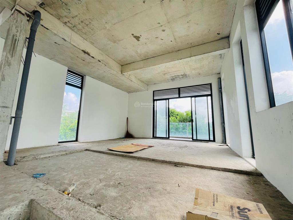 Bán biệt thự đơn lập lucasta khang điền, ngang 14m, sổ hồng, tuấn anh 0971 707 ***
